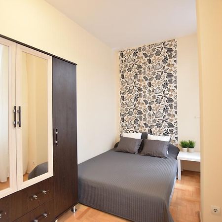 Budget Apartment by Hi5 - Fehérhajó Budapest Esterno foto